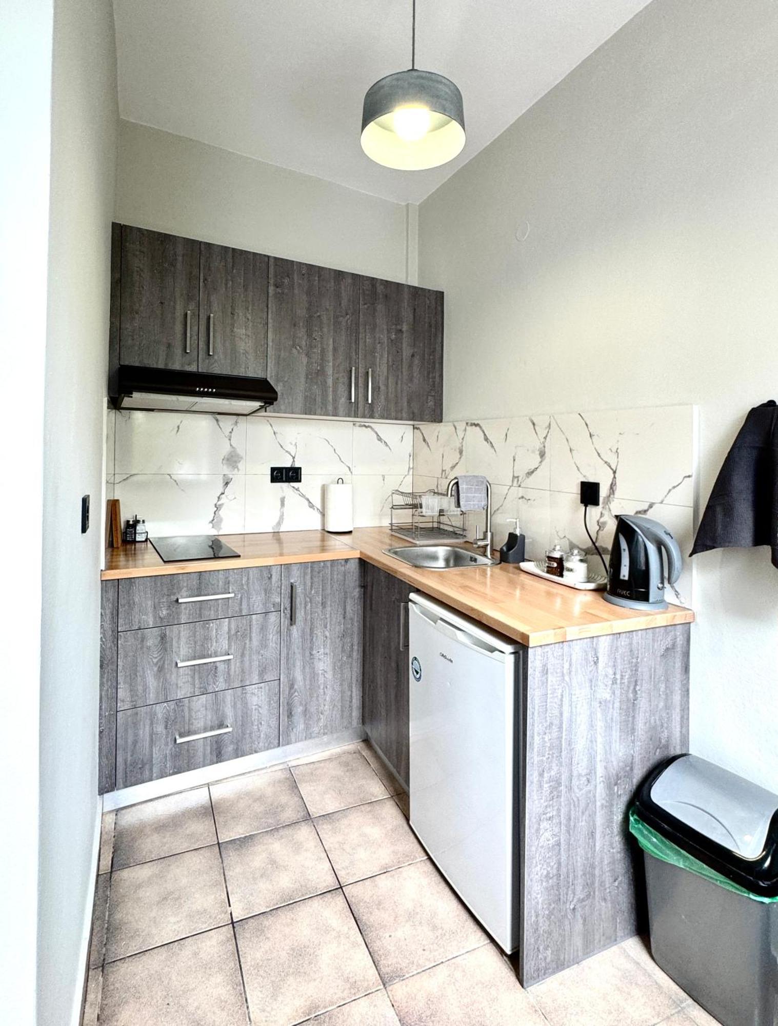 Melinda'S Cozy Apartments بلوماريوس المظهر الخارجي الصورة